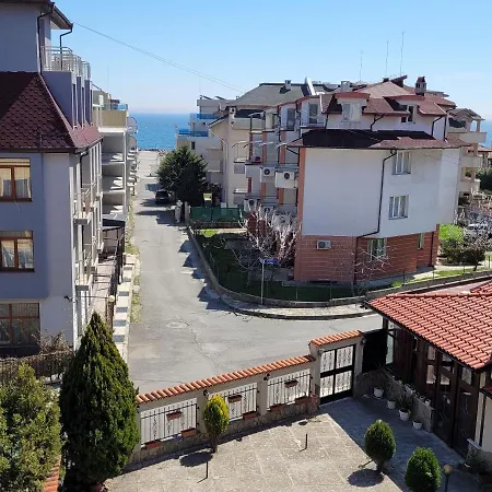 Apart Aria Lägenhet